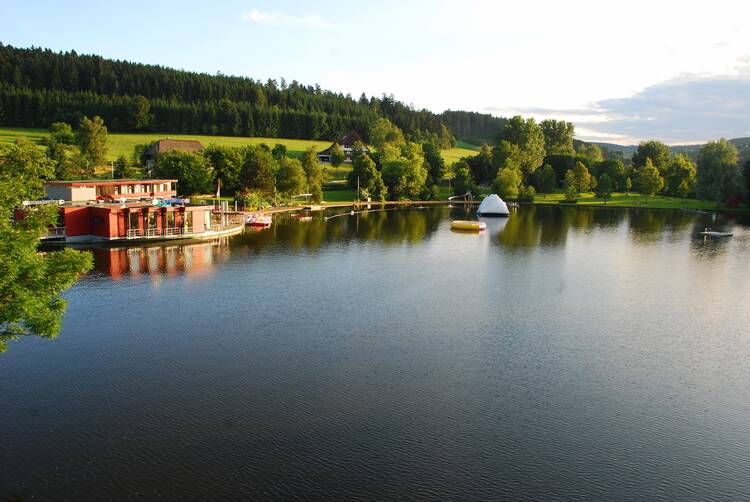 Naturschwimmbad Klosterweiher in St. Georgen Naturschwimmbad Klosterweiher