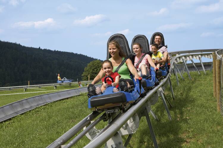 Ins Rodel- und Freizeitparadies St. Englmar Rodel- und Freizeitparadies St. Englmar