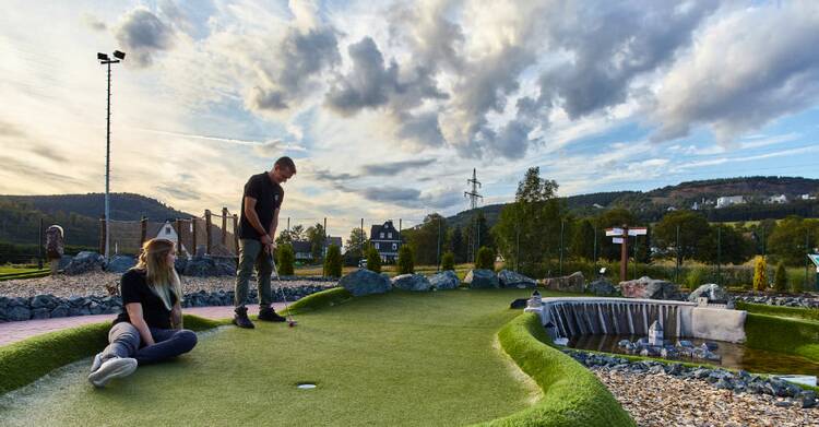 Noch mehr Minigolf in Winterberg spielen Adventure Golf Winterberg