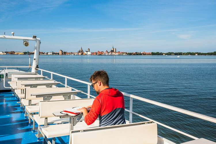 Eine Hafenrundfahrt unternehmen Stralsund Hafenrundfahrt