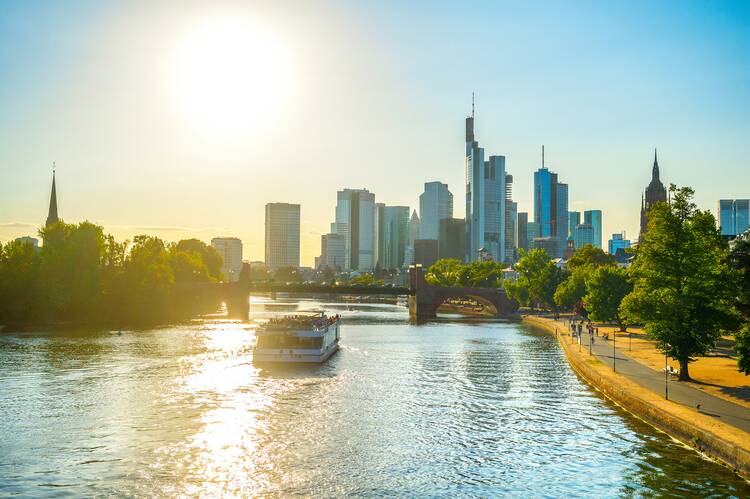 Frankfurt Boot fahren