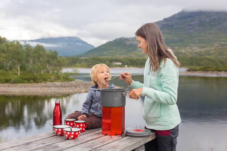 Campingausrüstung Familie