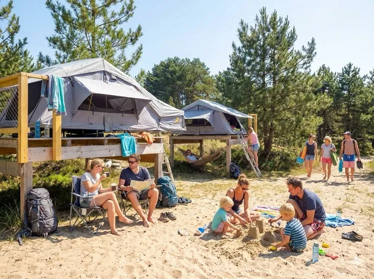 DACHZELT DORF Amrum
