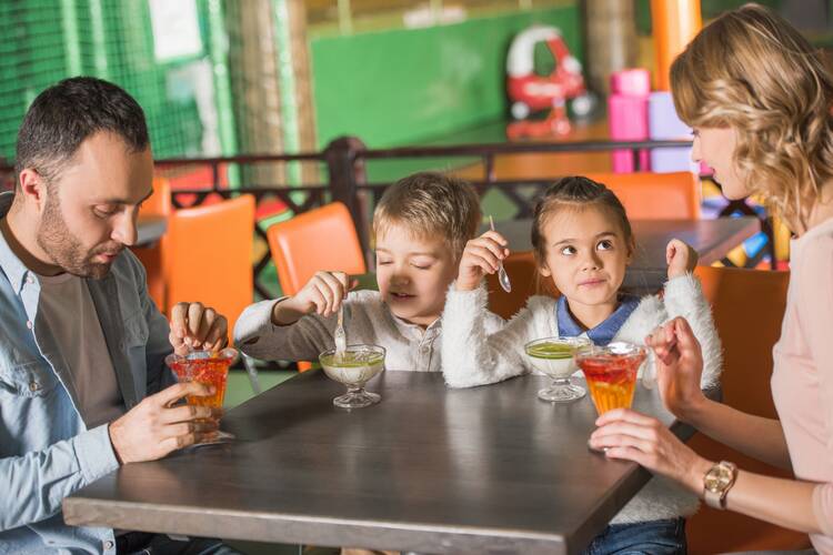 10 schöne Kindercafés in Berlin für Familien Berlin Kindercafés